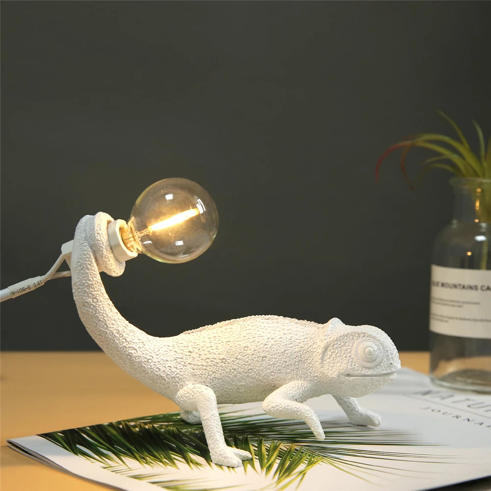 lizard wall lamp be night dorm room Night light living room home decor Cute Resin Animal chameleon Light Fixtures Bedside lamps