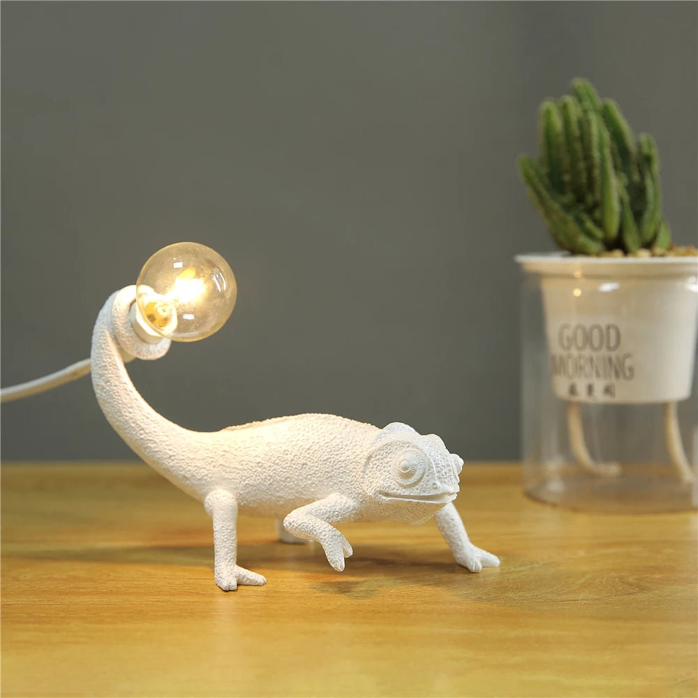 lizard wall lamp be night dorm room Night light living room home decor Cute Resin Animal chameleon Light Fixtures Bedside lamps