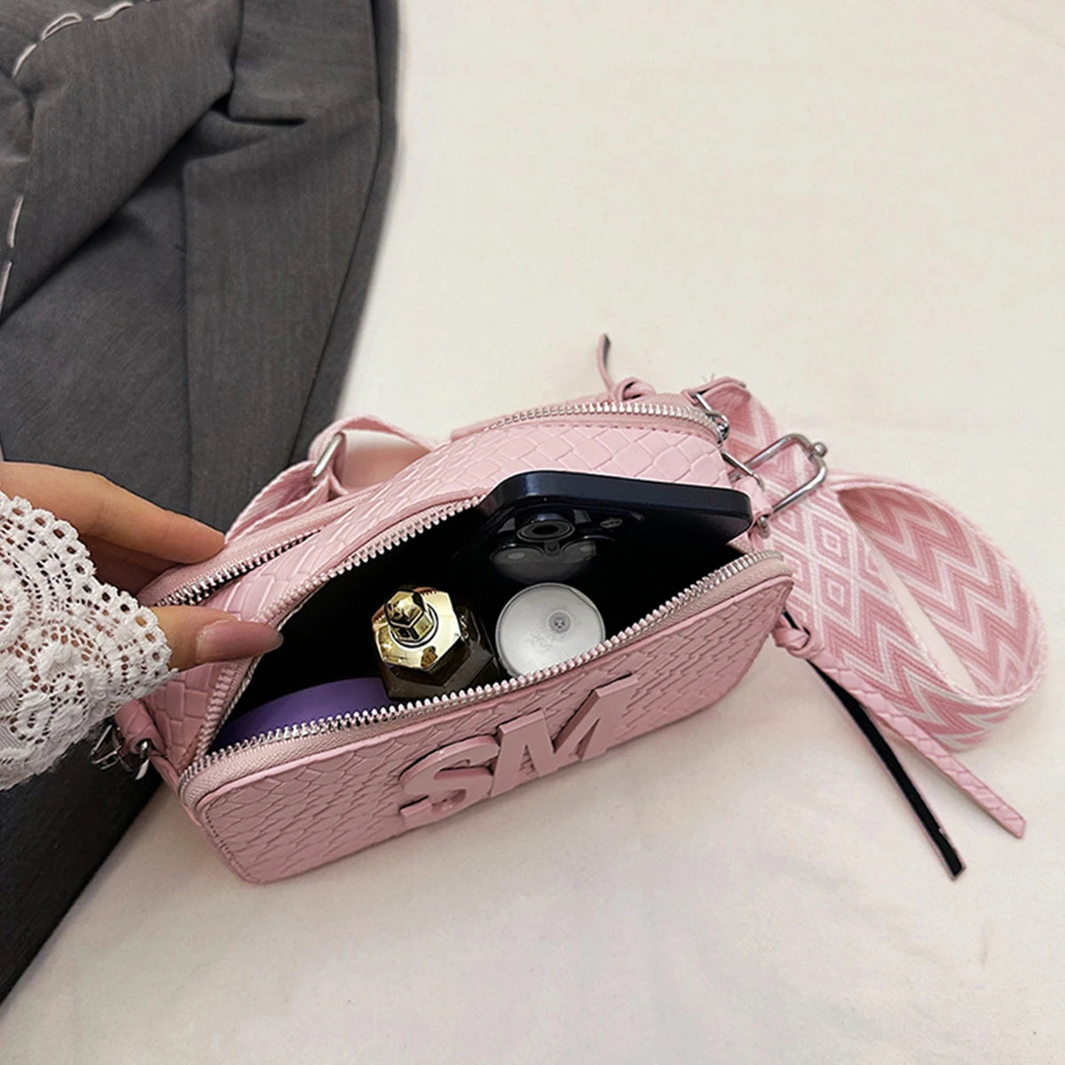 Women's Woven Crossbody Bag 3D Embellished PU Shoulder Purse with Solid Color & Tassels Roomy Zip Closure Daily Use Shoulder Bag