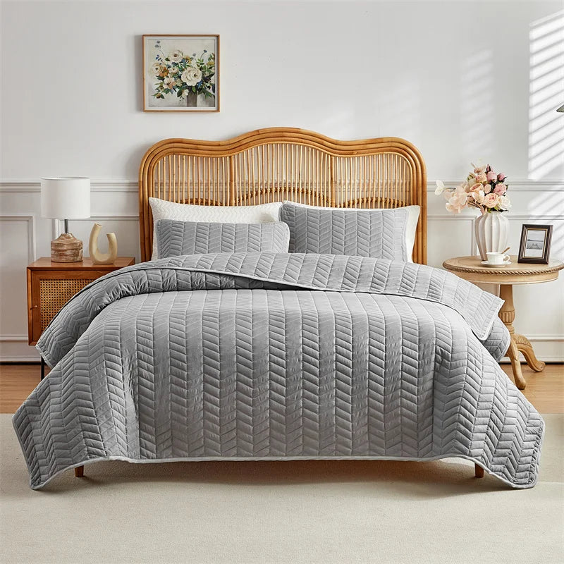 Quilts for Queen Bed White Bedspreads Soft Bed Summer Quilt Lightweight Microfiber Bedspread Modern Coverlet For All season
