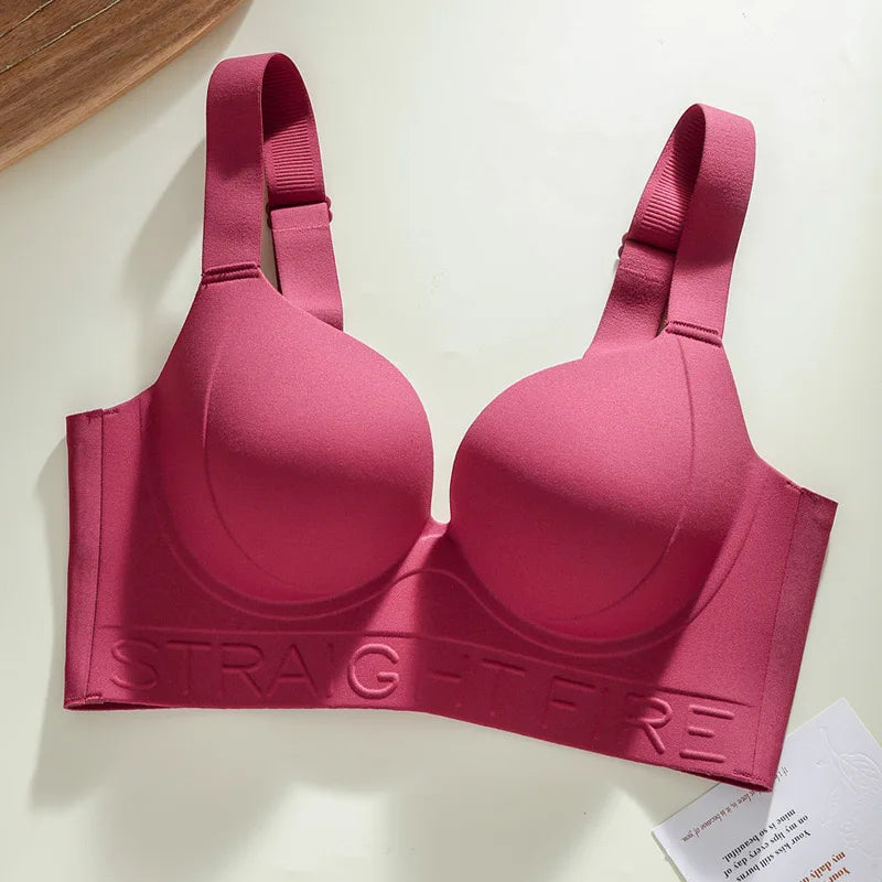 Women's Big Breasts With No Traces And Small Breasts Gathered Without Steel Rings To Prevent External Expansion Of Women's Bra