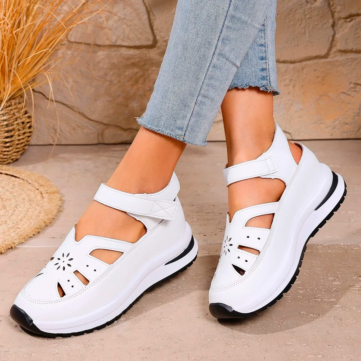 Women's Shoes 2025 Hot Sale Closed Toe Women's Sandals Casual Rome Sandals Women Hollow Platform Wedges Plus Size Shoes Female