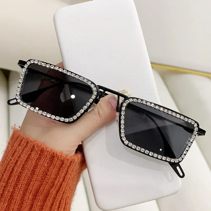 Women Glitter Crystal Thin Vintage Sunglasse Rectangle Glasse Frame Bling Rhinestone Sun Glasses for Woman Luxury Fashion UV400