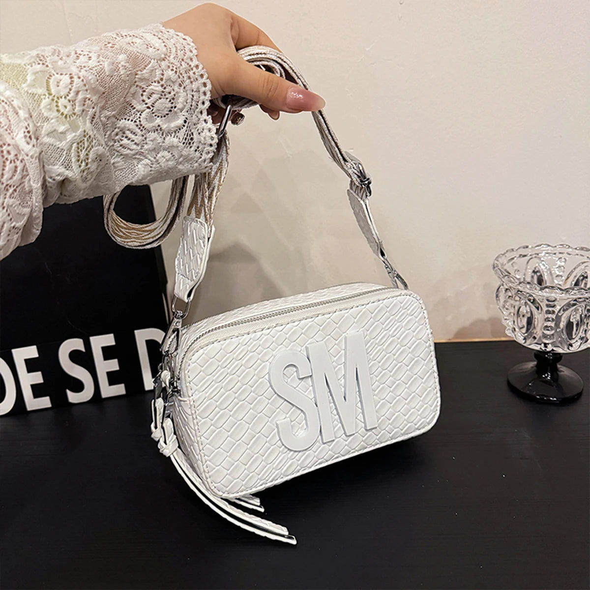 Women's Woven Crossbody Bag 3D Embellished PU Shoulder Purse with Solid Color & Tassels Roomy Zip Closure Daily Use Shoulder Bag