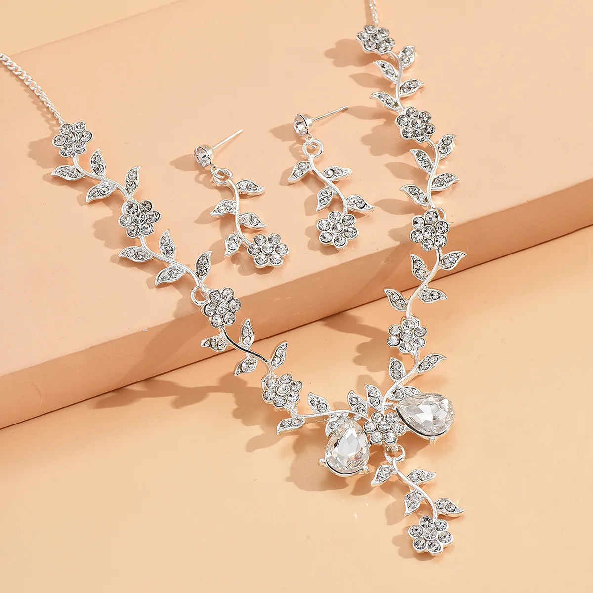 Bridal Rhinestone Jewelry Set for Women, Crystal Necklace and Earrings Set, Wedding Prom Accessories, Sparkling Statement Jewelr