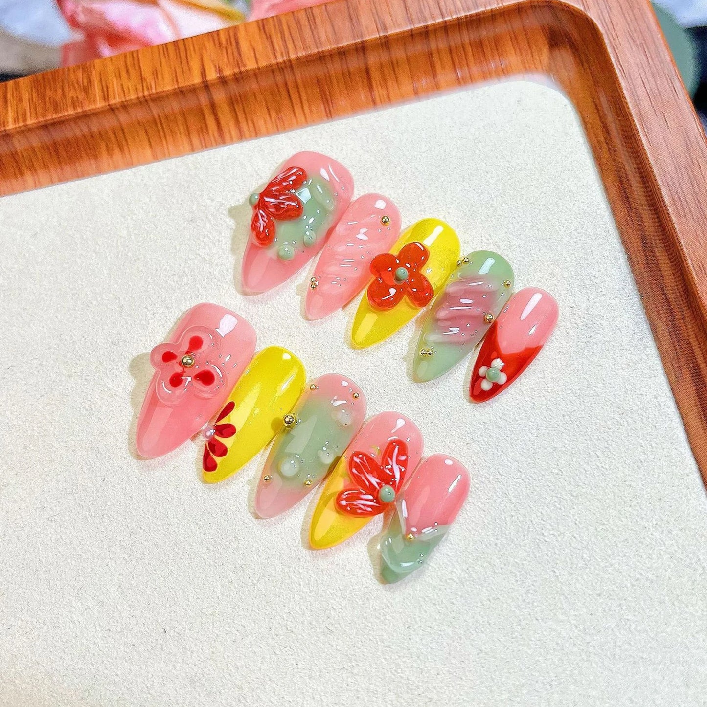 Handmade Press On Nails Full Cover Carved Petals Design False Nails Wearable Ins Fashion Colorful Almond Fake Nail Tips