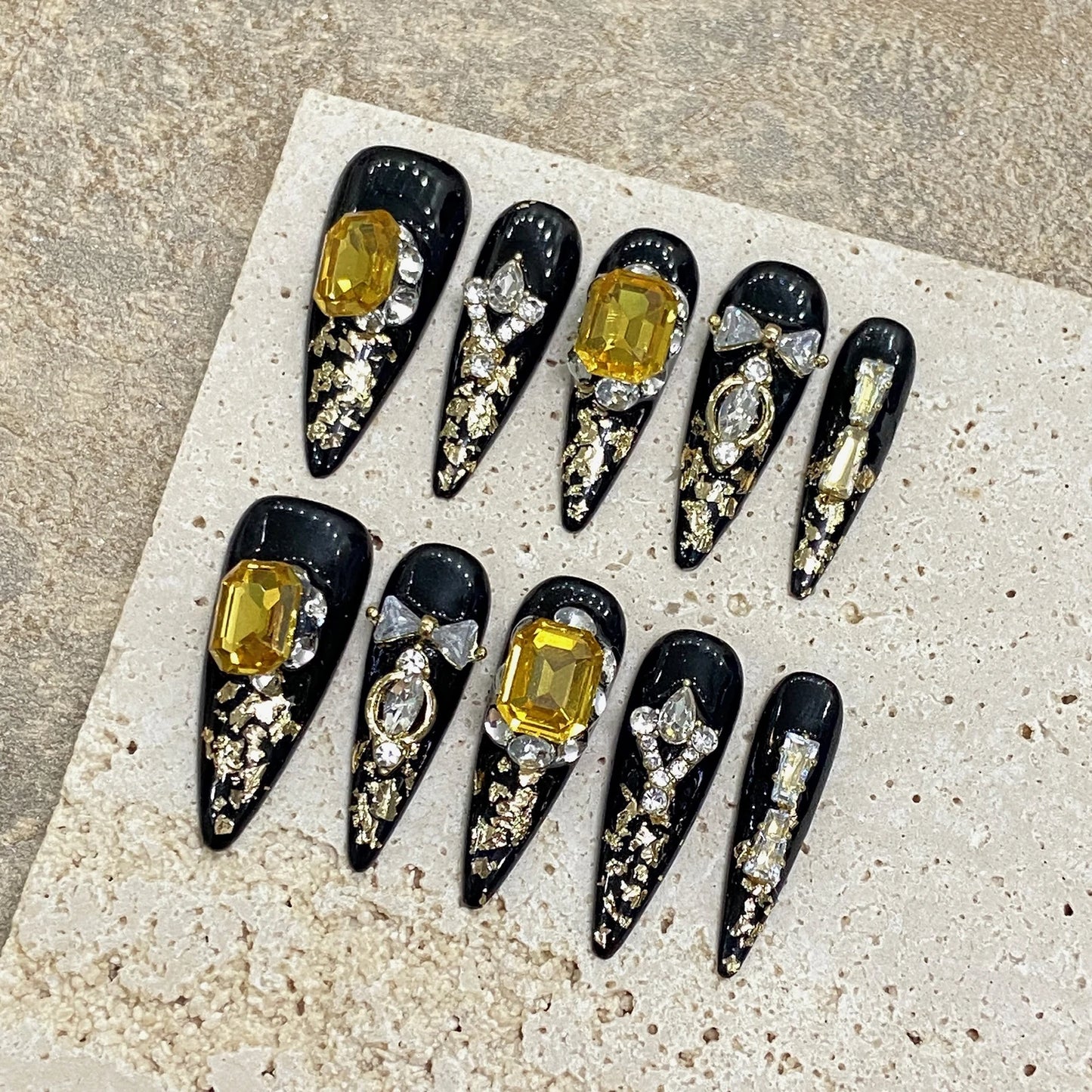 Handmade Long Almond False Nails Red Glitter Designs Wearable Cat's Eye Full Diamond French Nail Tips Heavy Industry Nail Art