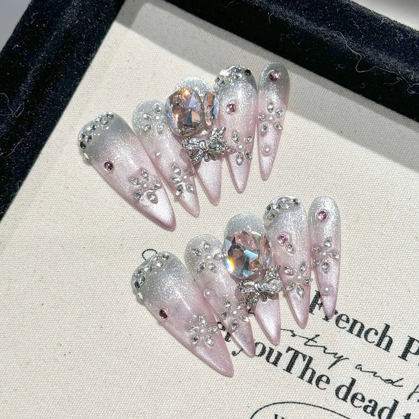 Handmade Press On Nails Luxury Long Fake Nails Stiletto Wearable Full Flash Rhinestones False Nails With Designs Almond Nail Tip